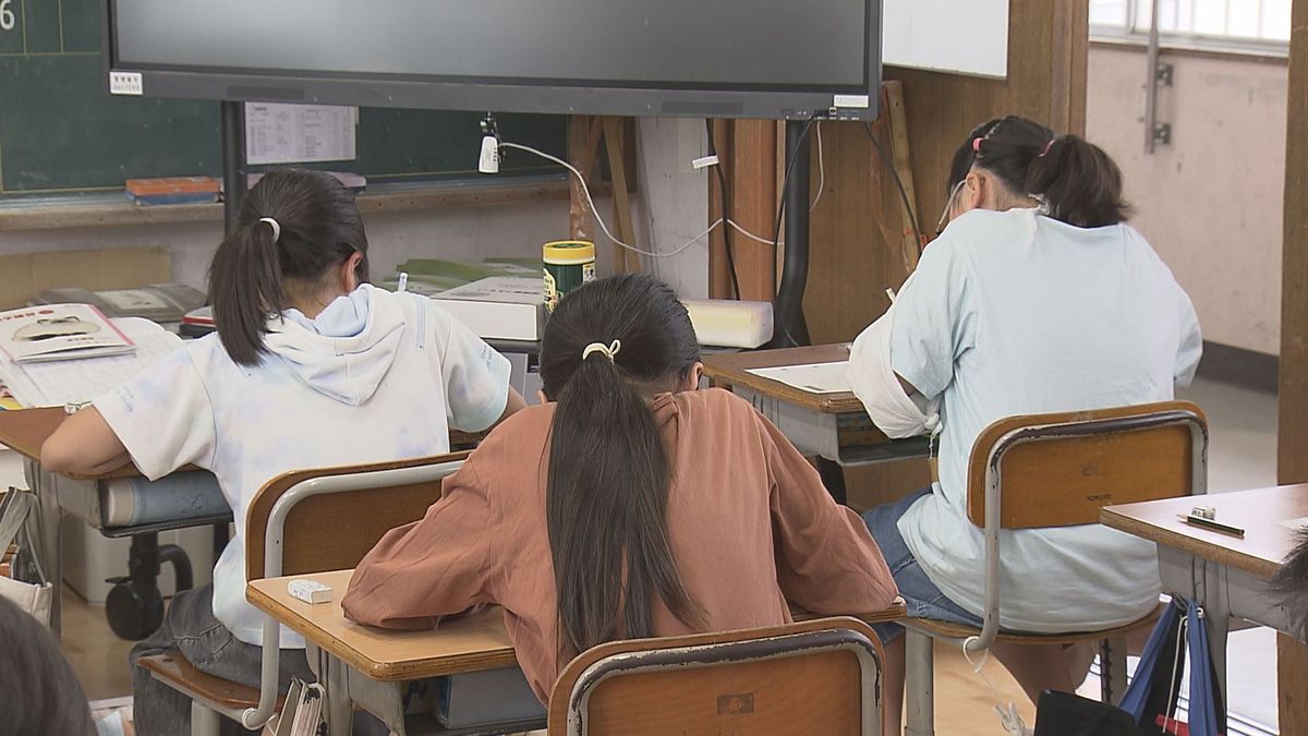 小学5年生と中学2年生対象「大分県独自の学力調査」学習状況を把握し指導の充実へ　