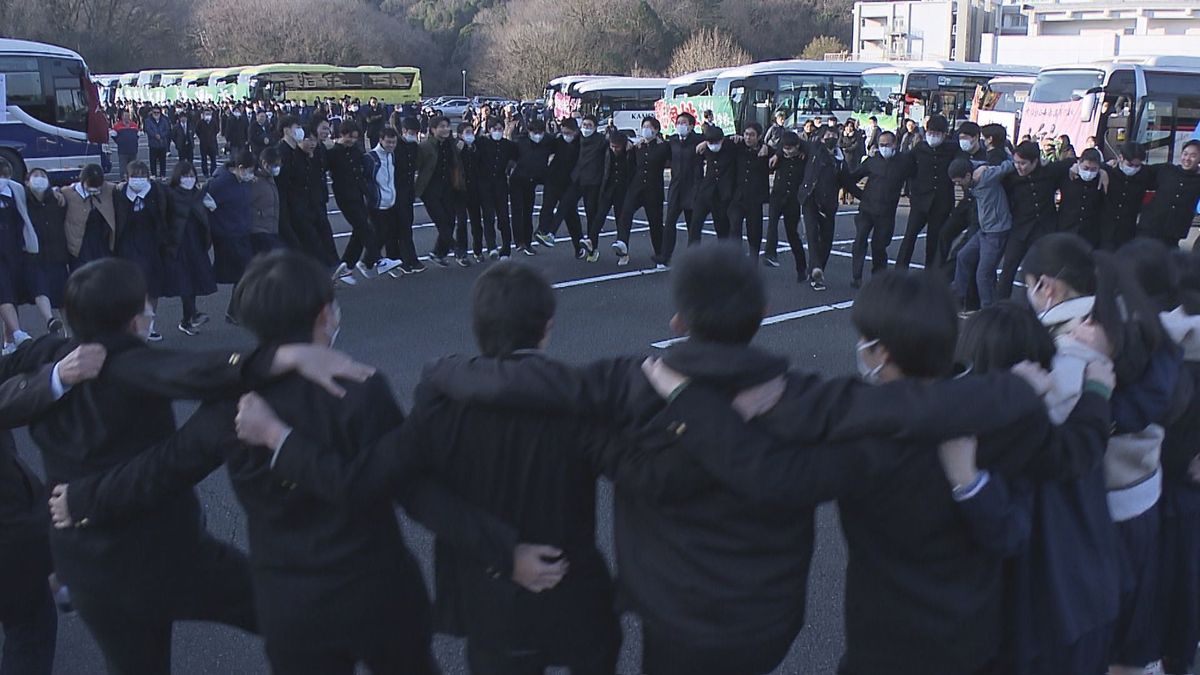 伝統の踊りで気合十分！　大学入学共通テストはじまる　大分