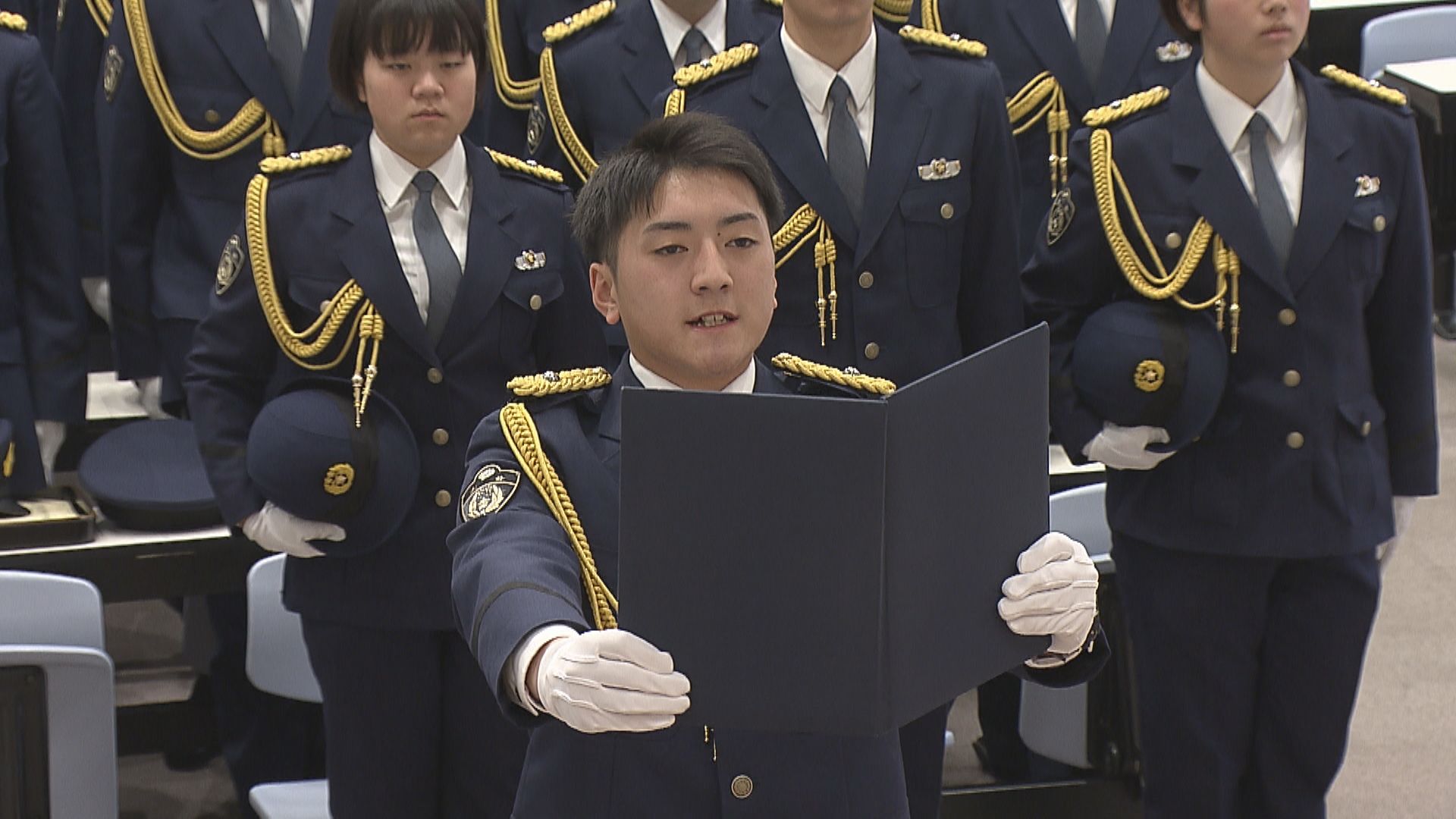 警察官たちが新たなスタート「県民の期待と信頼にこたえる」警察学校で