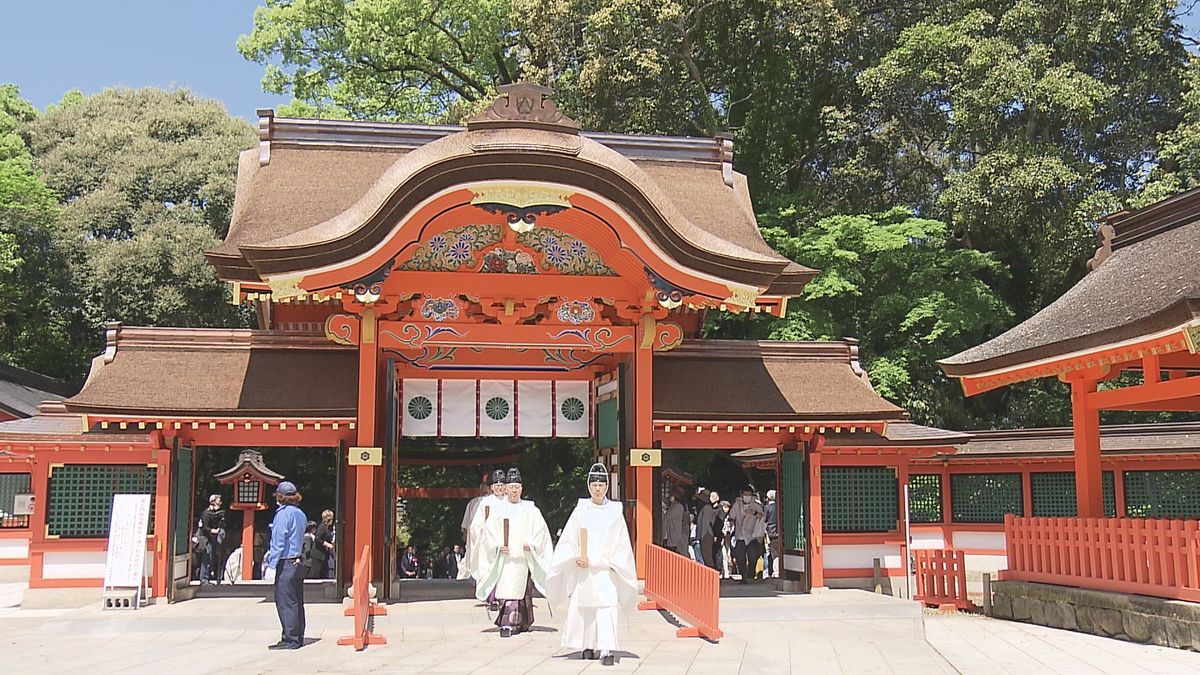創建1300年宇佐神宮の西大門　通り初め式　約280年ぶりに生まれ変わる　3日から本殿特別公開　大分