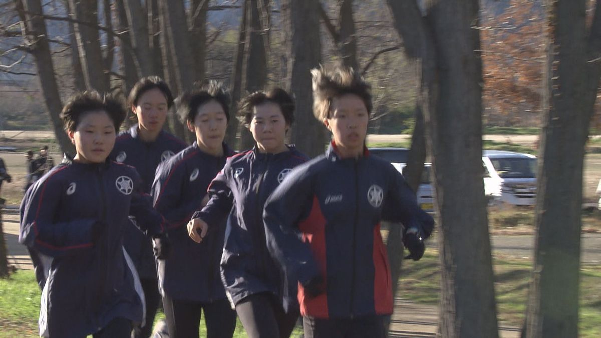 全国高校駅伝女子 昨年度の覇者長野東は5位 序盤からトップ集団に食らいつき善戦【長野】