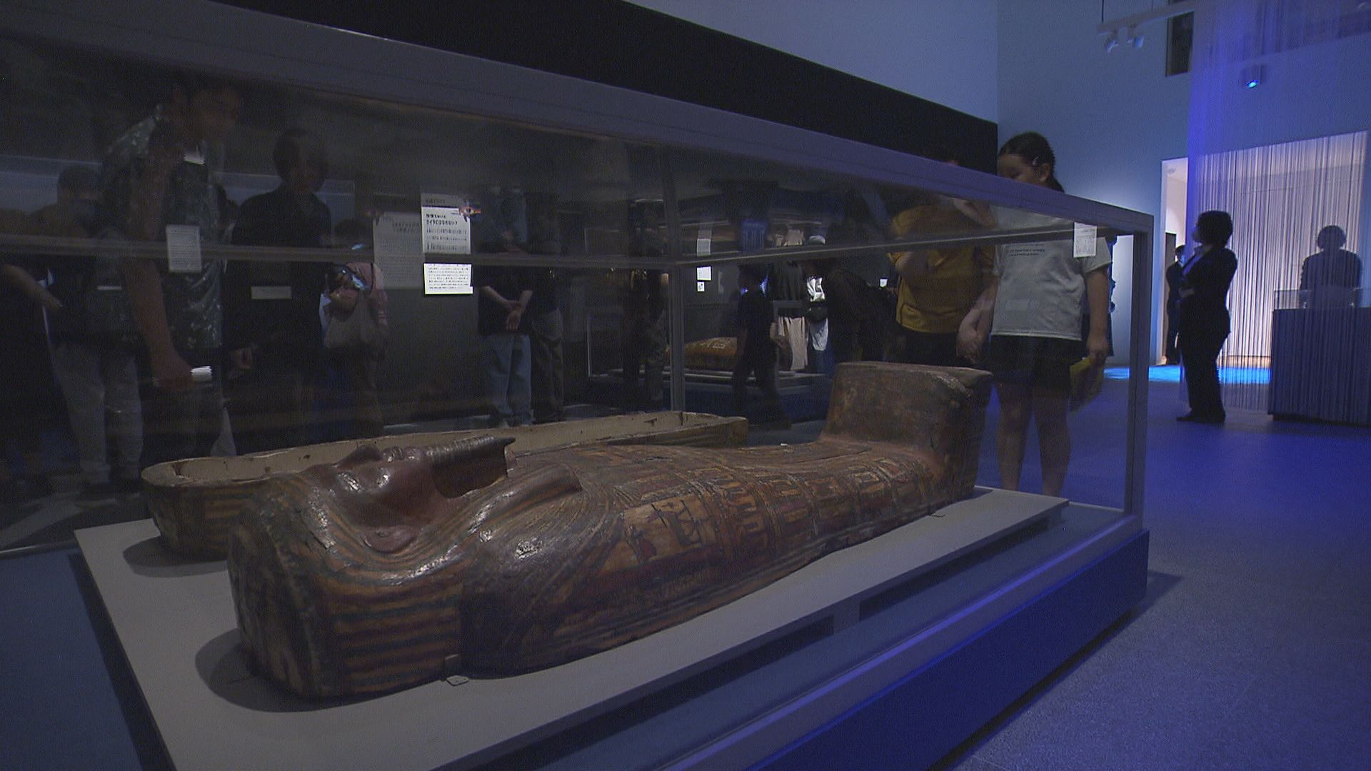古代エジプトに思いはせ…県立美術館で…