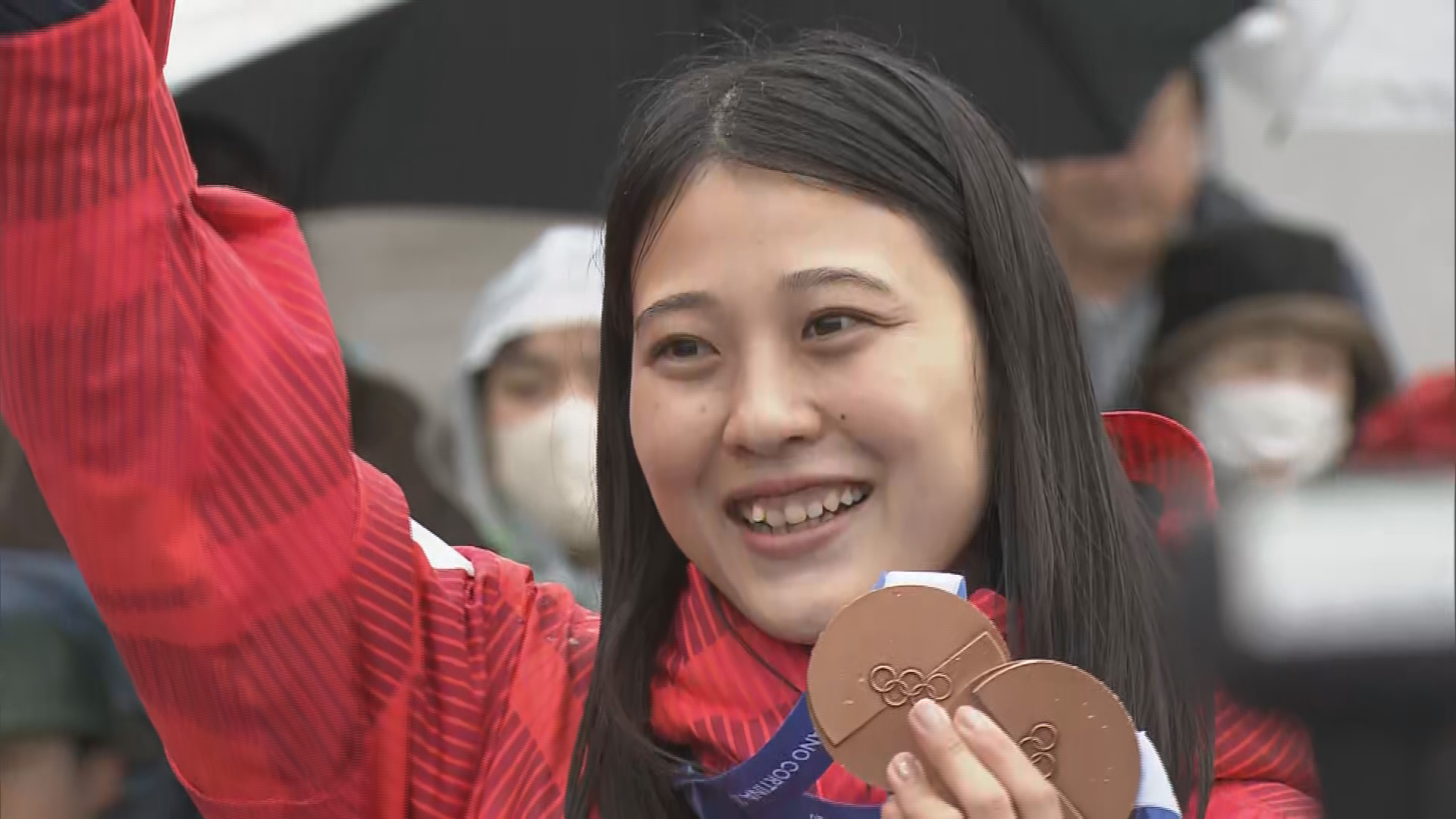 ミラノ・コルティナ五輪で銅メダルの丸…