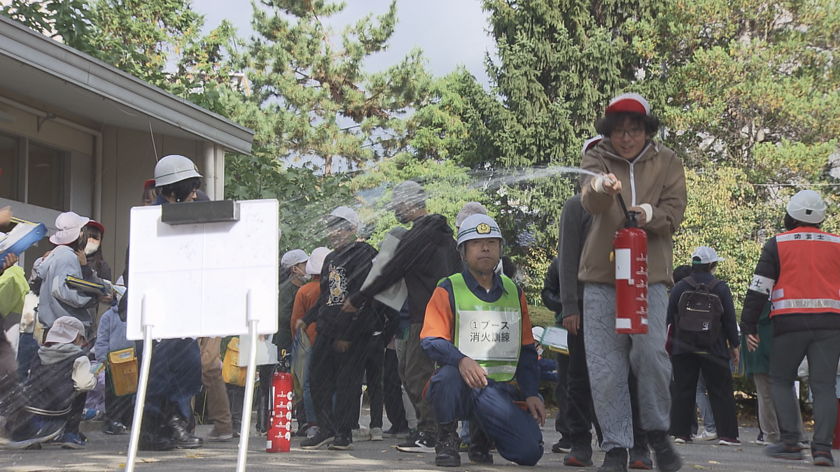 もしもの時に「お は し も ち」…長野市の小学校で地域連携の防災訓練【長野】