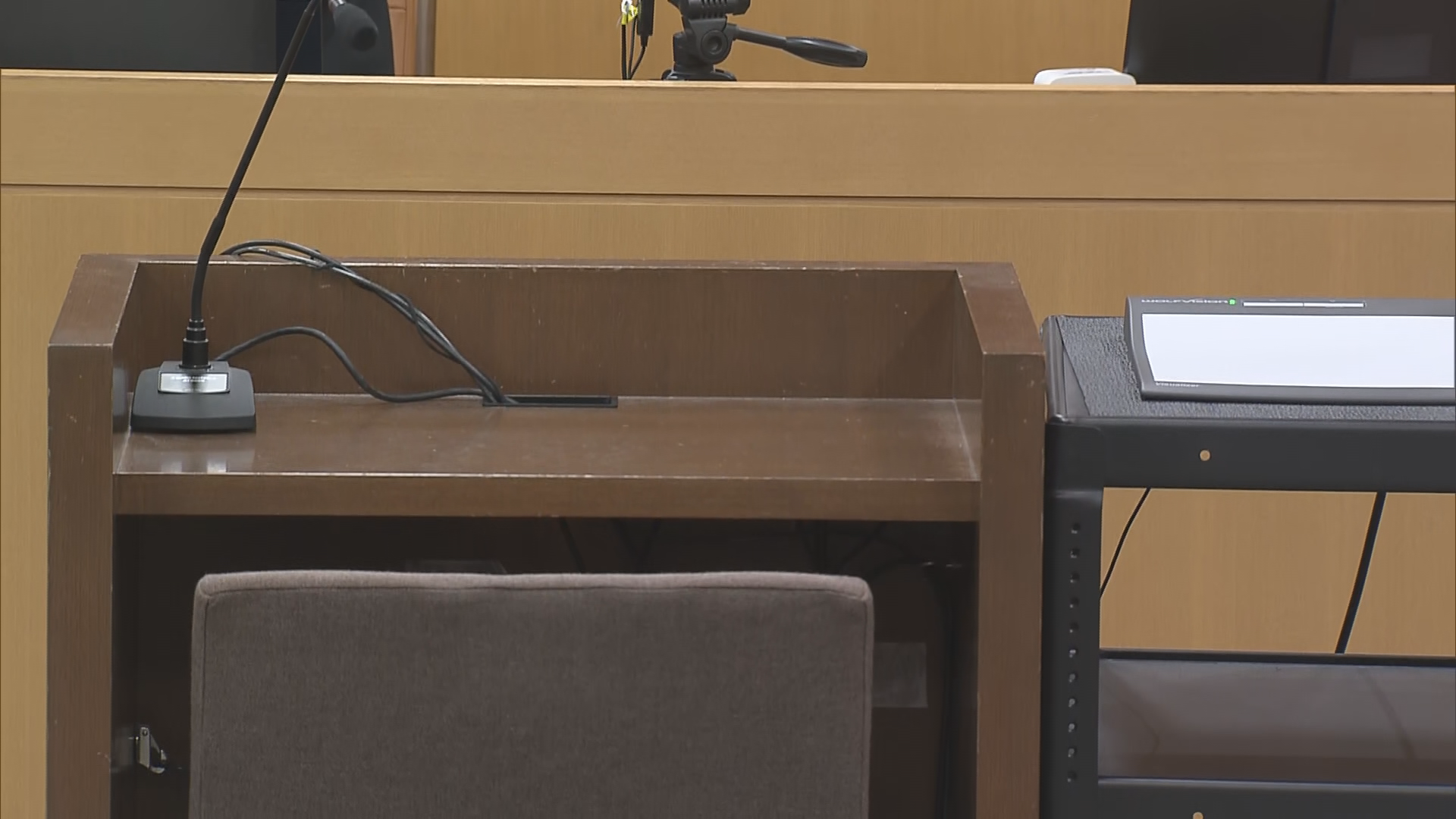 元施設長の女の初公判「間違いありませ…