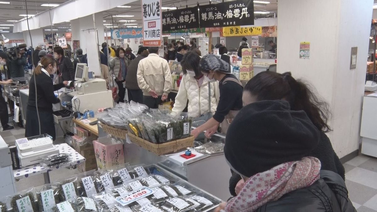 3月末で閉店の井上本店で最後の物産展始まる　明太子や辛子レンコンなど九州の名産品並ぶ　19日まで