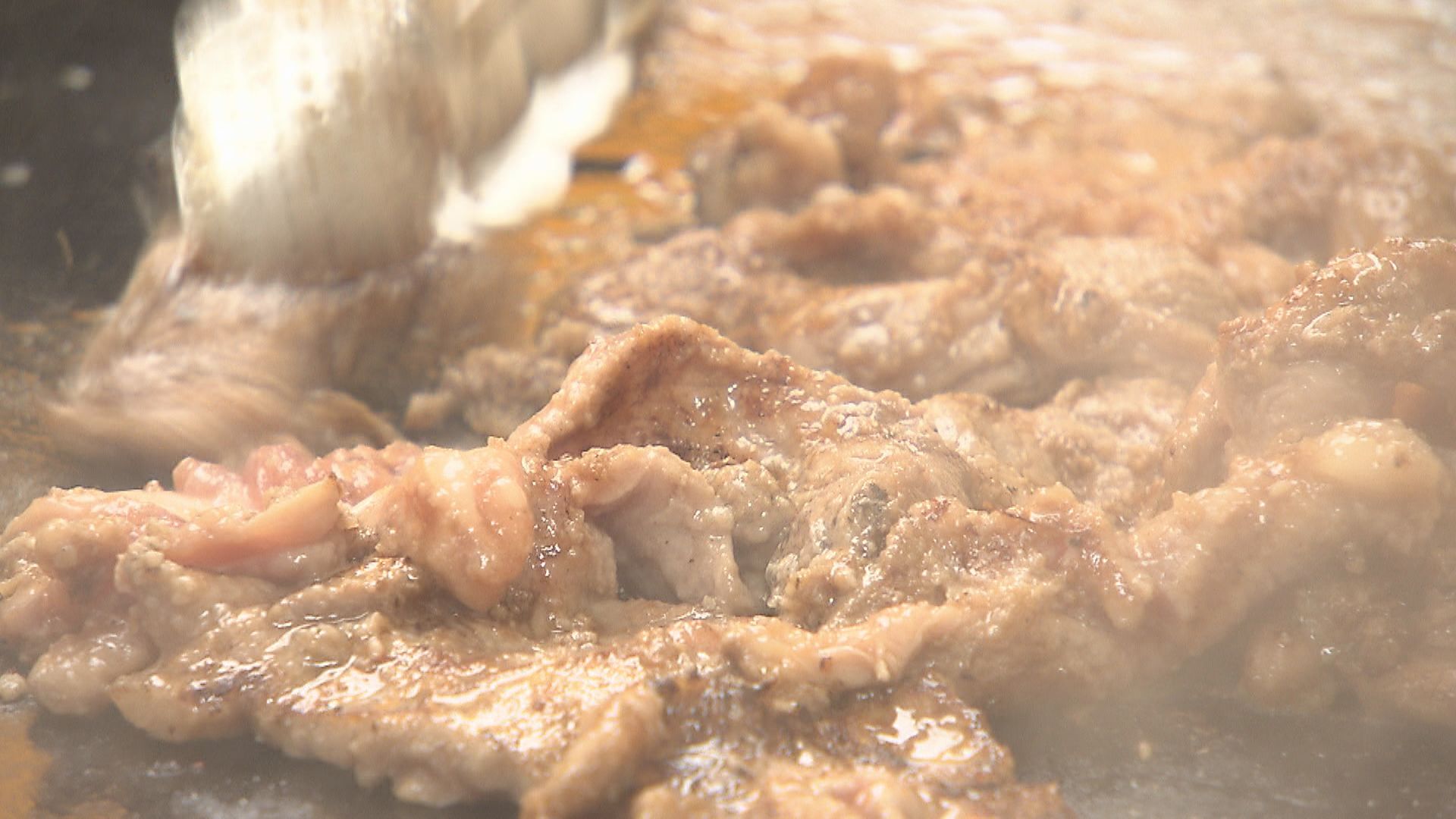 ジンギスカンに焼きそば、タコス…肉料…