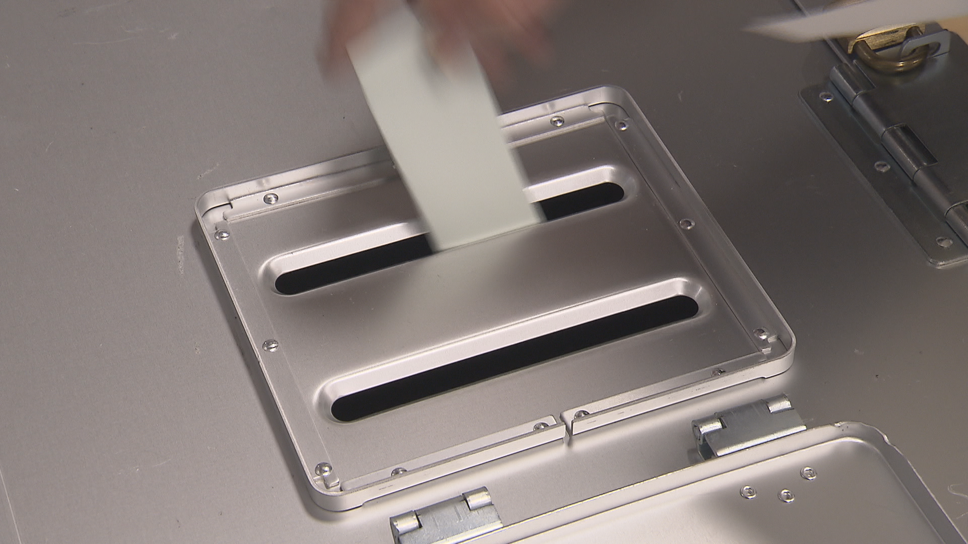 【衆院選】期日前投票始まる　入場券が…