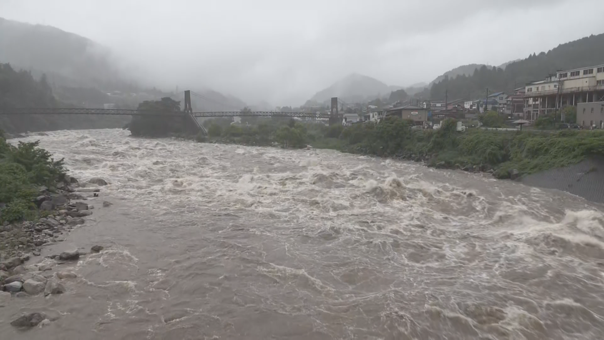 【長野県気象情報】北部と中部は警報級の大雨のおそれなくなる 南部は11日夕方にかけて大雨となる所もある見込み 12日12時まで24時間予想降水量 中部・南部30ミリ 北部20ミリ