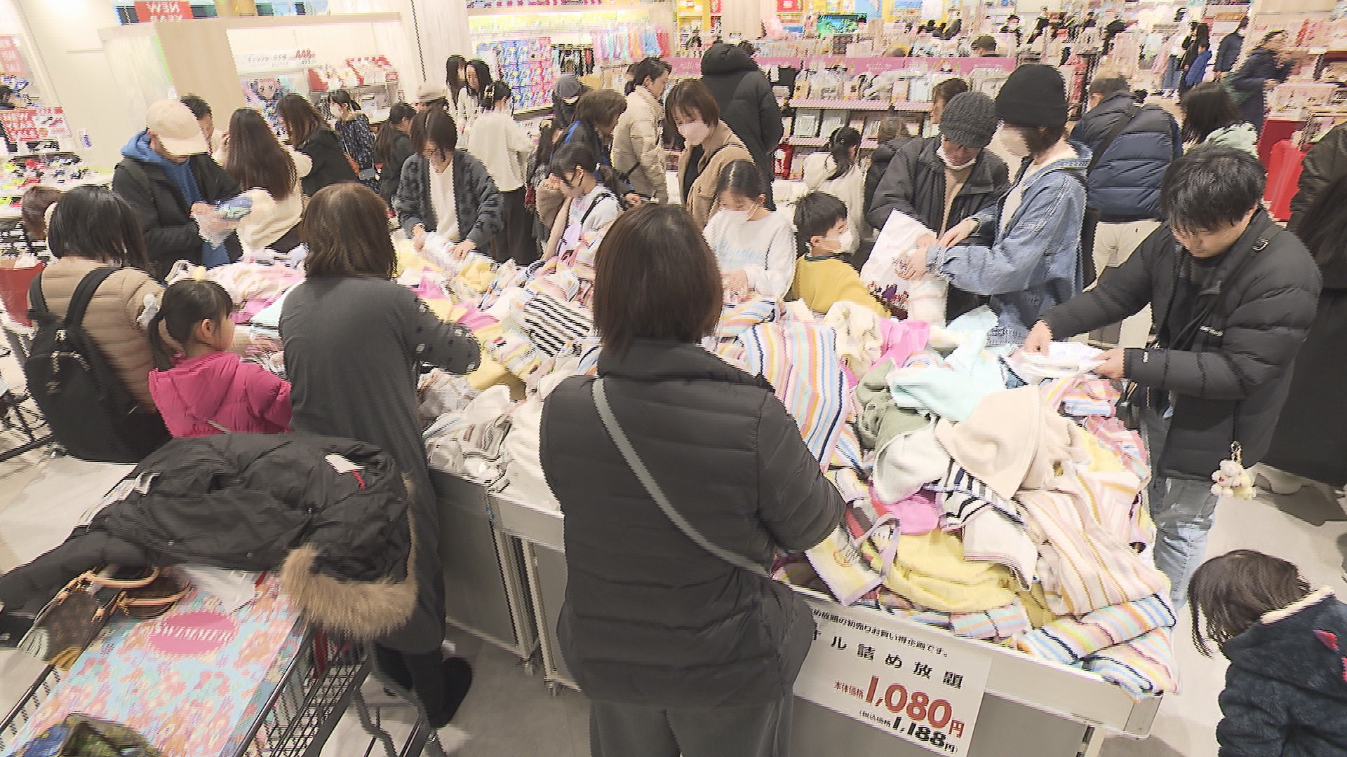 【特集】日の出前から行列　密着！信州…