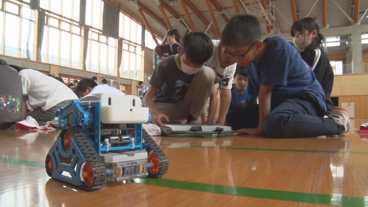 児童たちの頼れる相棒「農業用ロボット」でコメ作り　プログラミングも自分たちで！　長野・安曇野市