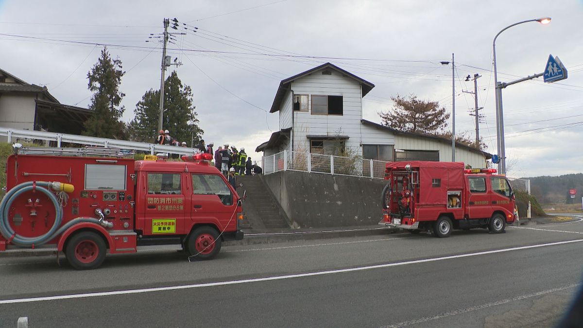 【火事】奥州市で民家半焼　焼け跡から一人暮らしの男性遺体で見つかる　岩手　