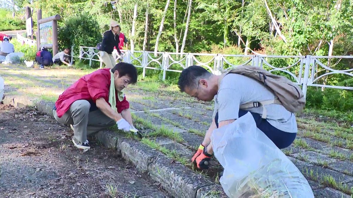 「観光客に喜んでもらいたい…」ロータリークラブが岩山公園の清掃活動