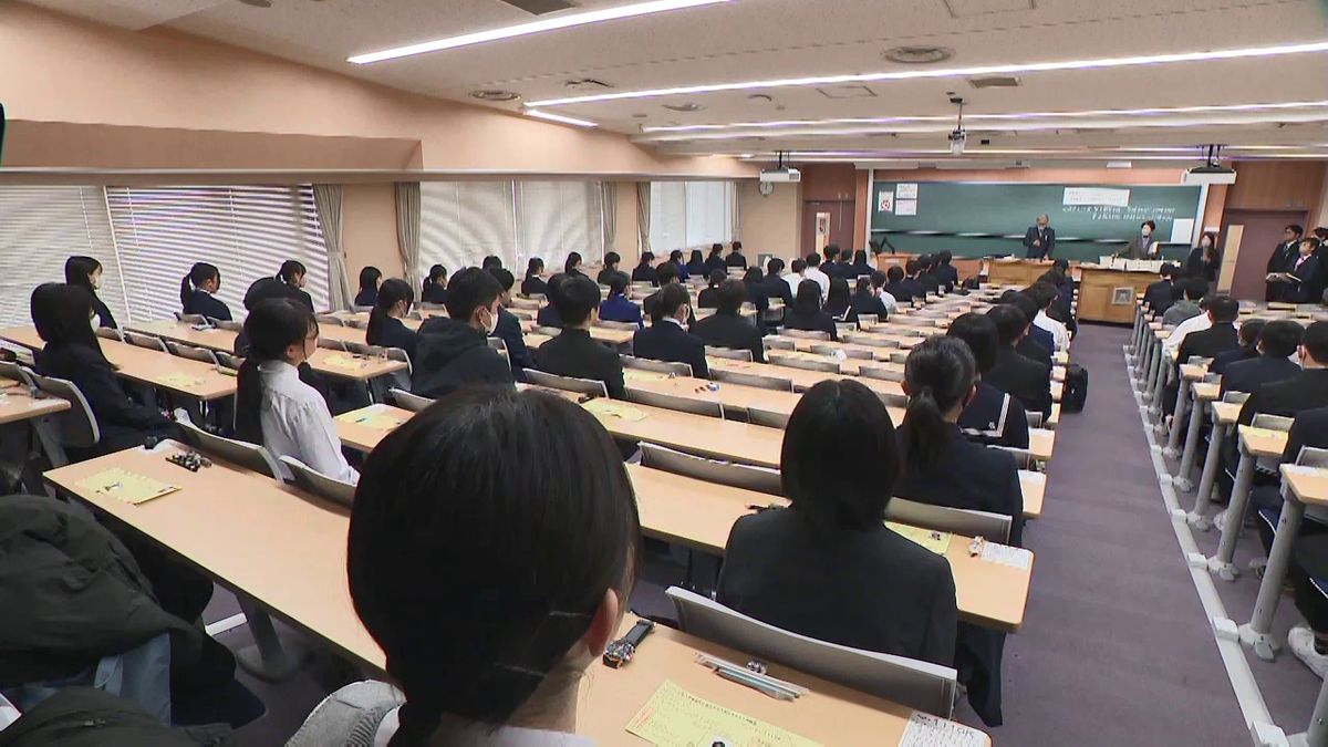 大学入学共通テスト始まる　岩手県７会場で実施　4288人が志願　新学習指導要領対応　新科目「情報」加わる