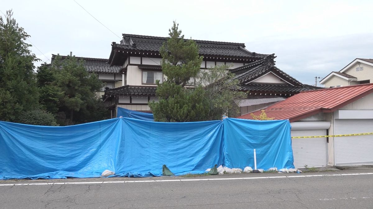 三川町の一人暮らしの90歳女性殺害　男の血痕が寝室の布団やシーツなどから見つかる