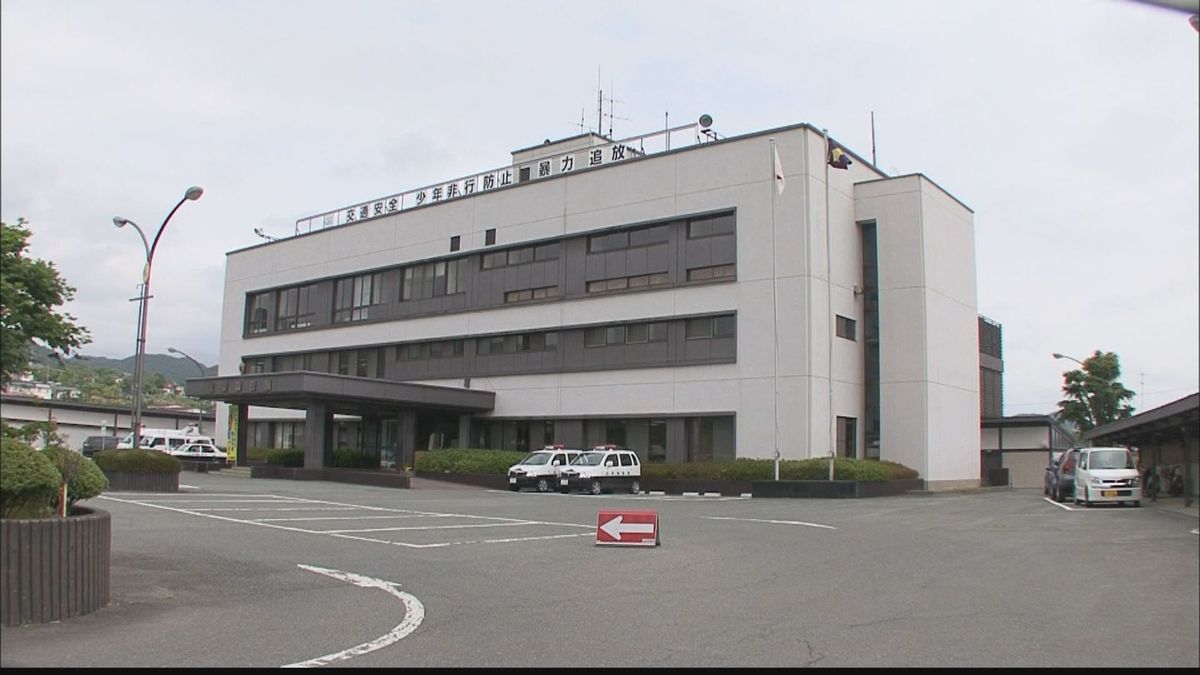 派遣型性風俗店の女性従業員とのわいせつ行為を盗撮…63歳の公務員の男を逮捕