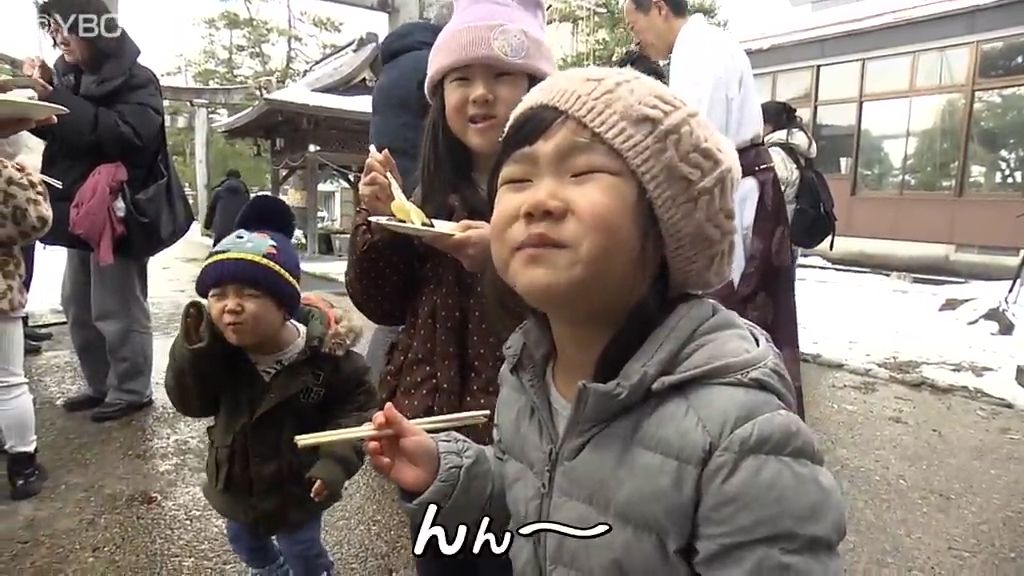 元気に過ごせる新年を願って　荘内神社で餅つき