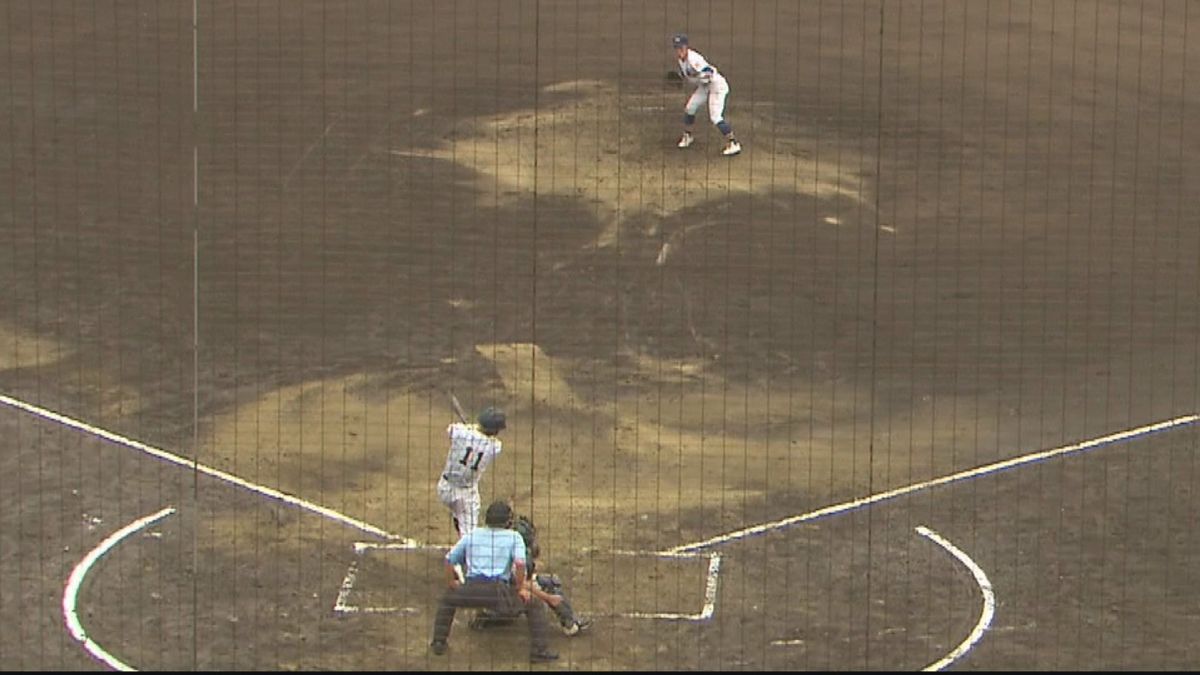 秋の高校野球東北大会準決勝　山形中央は福島第1代表の聖光学院と対戦　7対1で敗れる