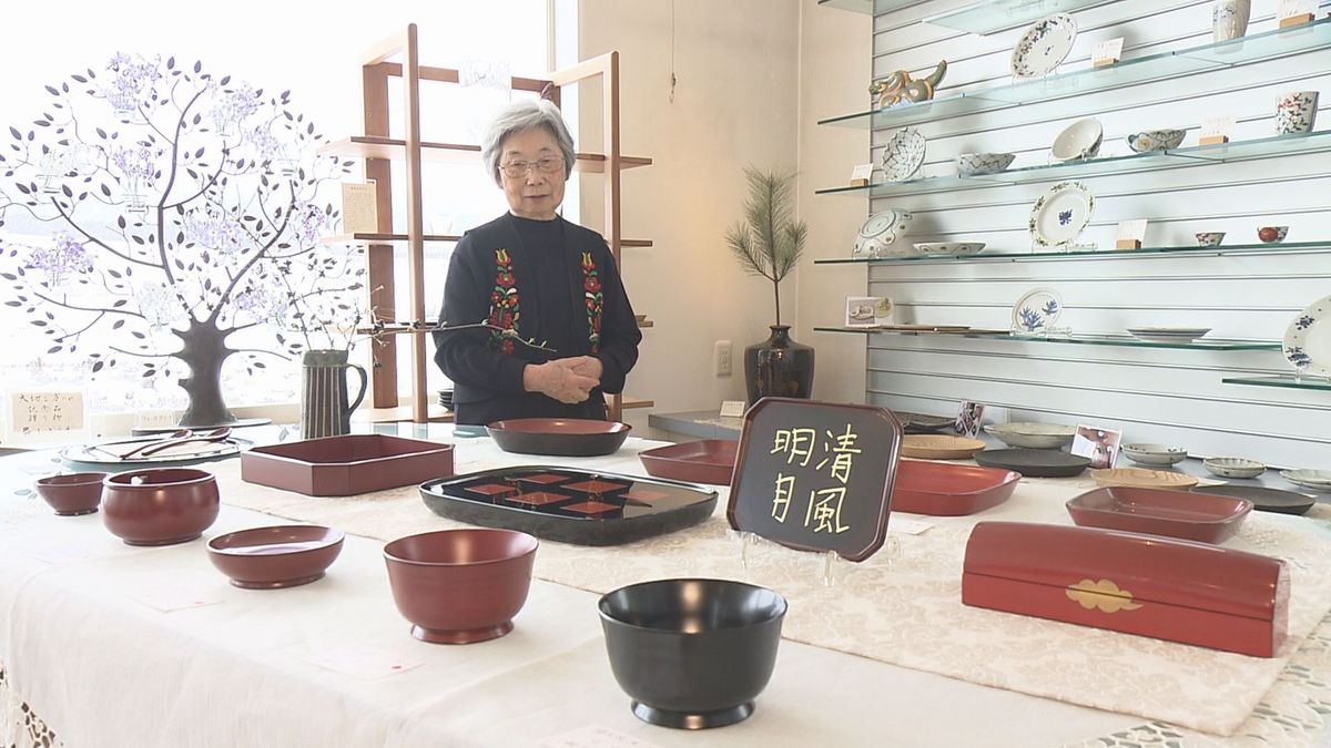 能登半島地震で被災の工芸作家の作品展　輪島塗や九谷焼など５０点　安否不明の職人の作品も　オーナー「すばらしさをたくさんの人に」