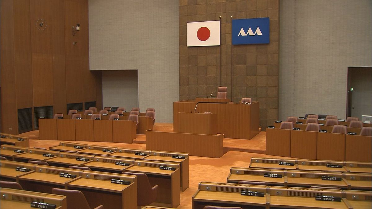 酒田市・飽海郡区の県議会議員補欠選挙　現職市議が出馬表明　新人同士の一騎打ちか