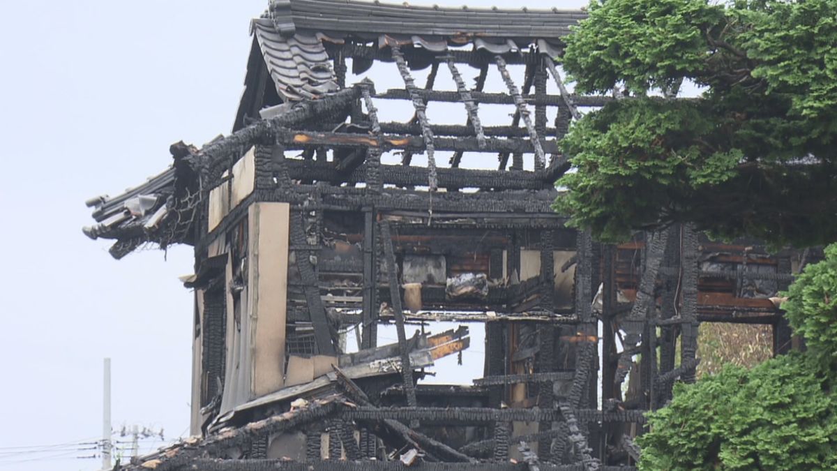 三川町で発生した火事　焼けたのは6棟計400平方メートルに拡大　作業小屋が火元か