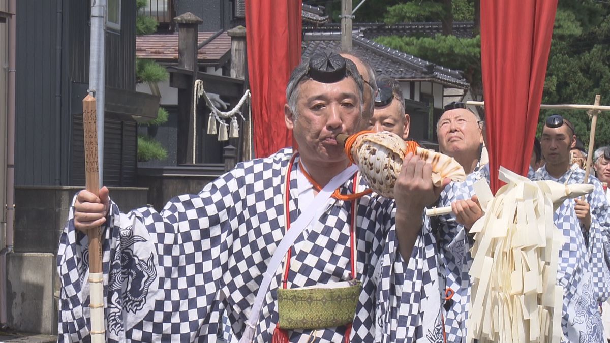 北海道から沖縄まで100人以上が参加　出羽三山神社の山伏修行「秋の峰入り」始まる