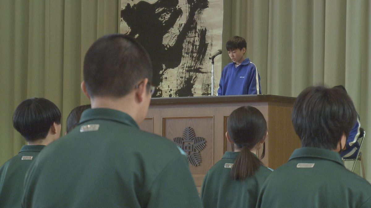 冬休みへ　山形県内の小中学校で終業式　米沢市の中学校では2025年の目標掲げる