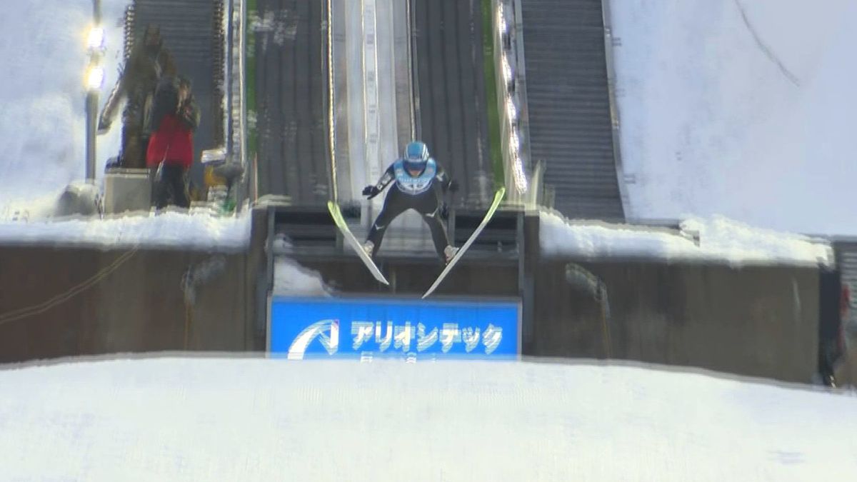 「まずまずまとめられた」高梨沙羅選手らが公式練習　スキージャンプ女子Ｗ杯蔵王大会