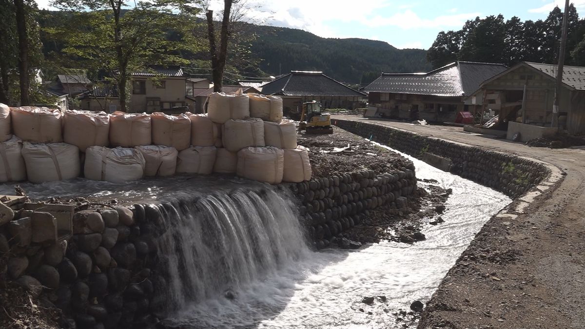 山形県内の記録的大雨から2か月　61人が今も避難生活　依然被害の爪痕多く住宅の解体も