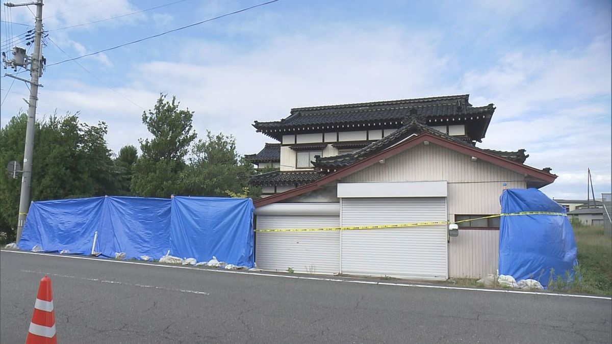 三川町の独居高齢女性殺人事件　女性の体には殴られたような痕　目立った刺し傷なし