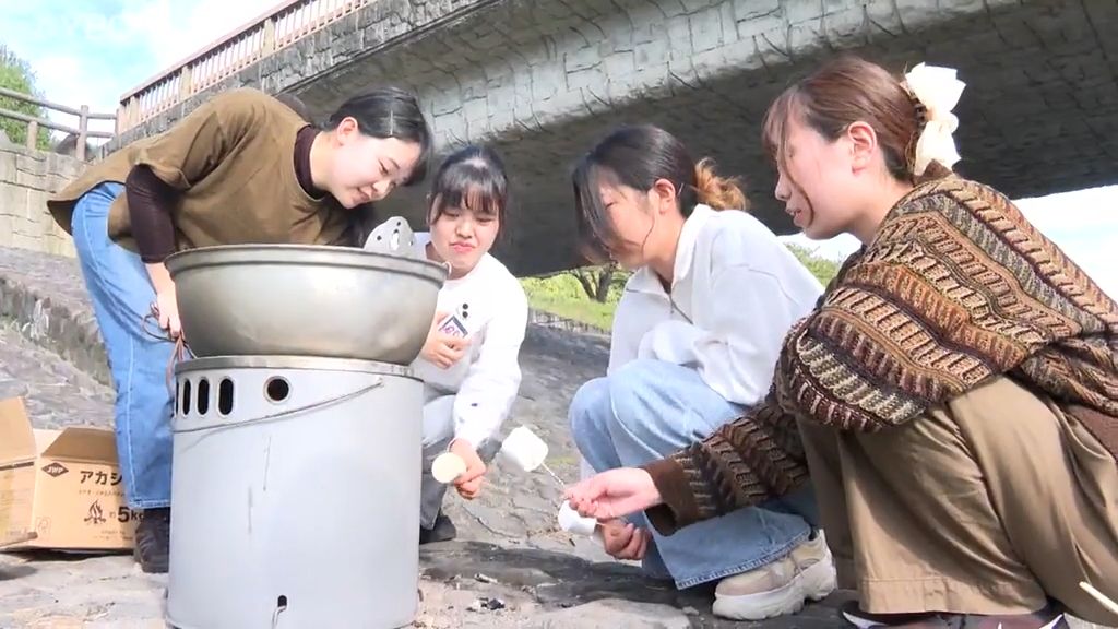 気持ちの良い秋晴れ広がる　山形市の河川敷では芋煮会も・５日　