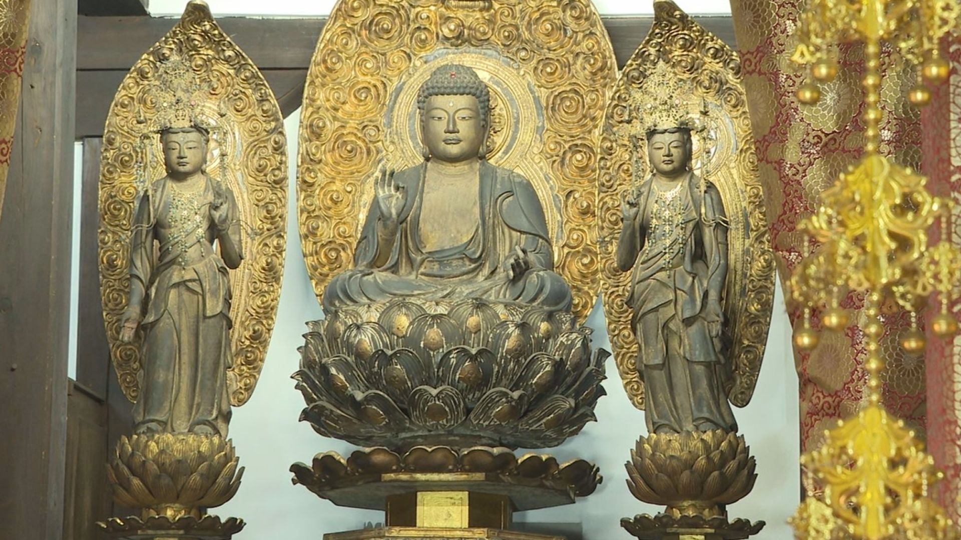 m176 古文書 一括 山形 仏教 寺院 写真 3体がそろって安置は3年ぶり 山形県有形文化財の平塩寺の仏像が修復