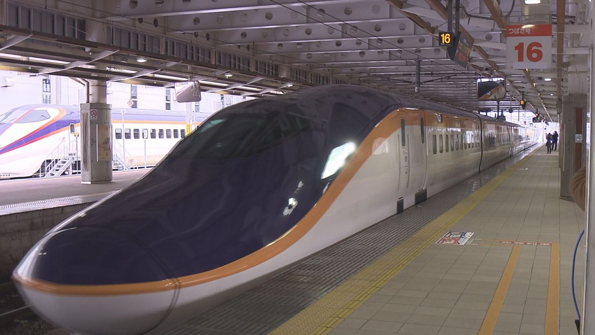 16日から運行開始　山形新幹線つばさの新型車両「E8系」の試乗会　最高速度25キロ速く