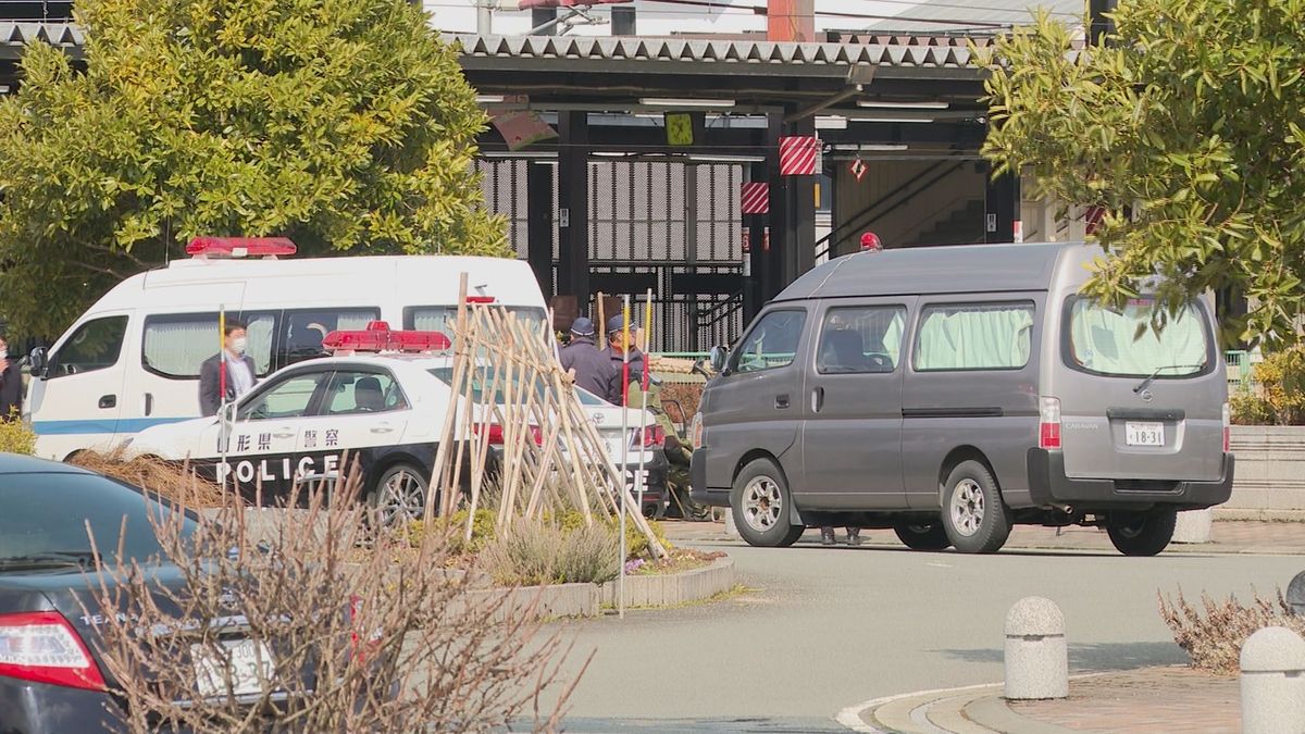 JRかみのやま温泉駅で不審物 危険物ではなし 運転見合わせの山形新幹線つばさは午前10時40分過ぎに運転再開