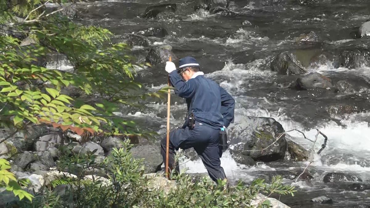 川で流されたか 釣りをしていた70代男性が不明 警察や消防が捜索続ける 山梨・都留市