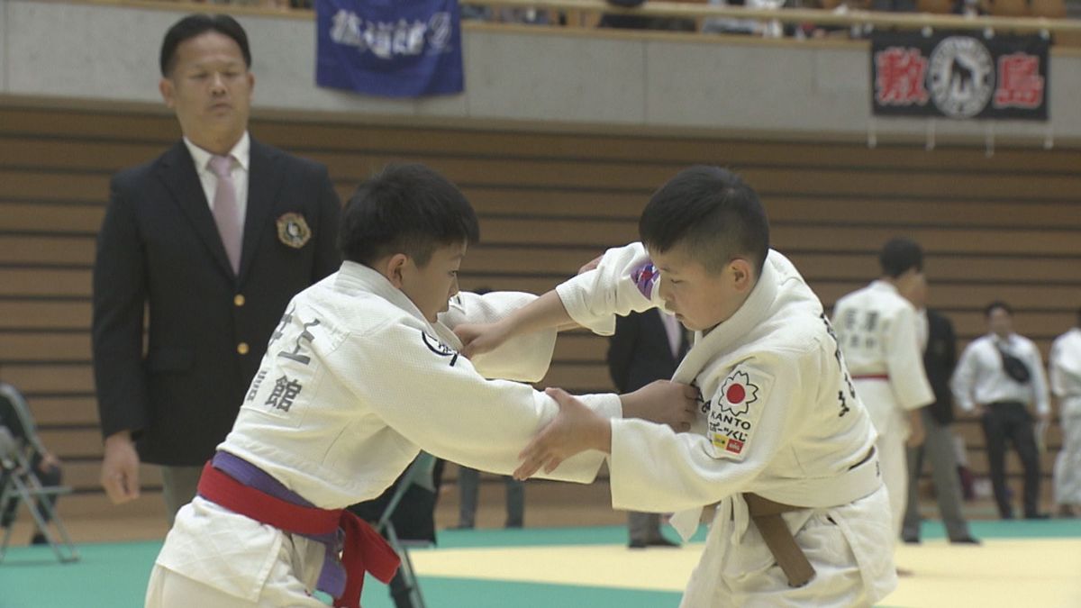 県内最大規模の小中学生個人戦 柔道選手権で380人熱戦 山梨県