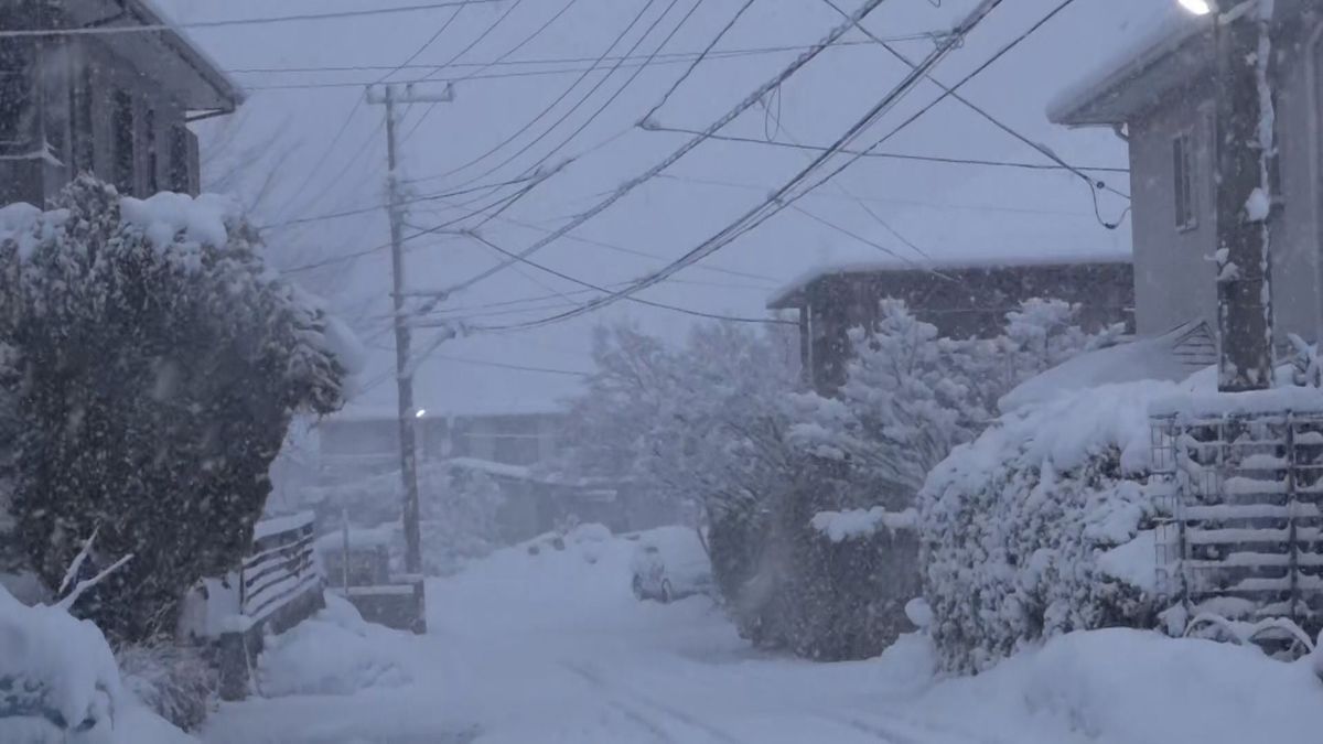 大雪のおそれなくなる 山中湖38cm 大月8cmの積雪 路面の凍結に注意を 山梨