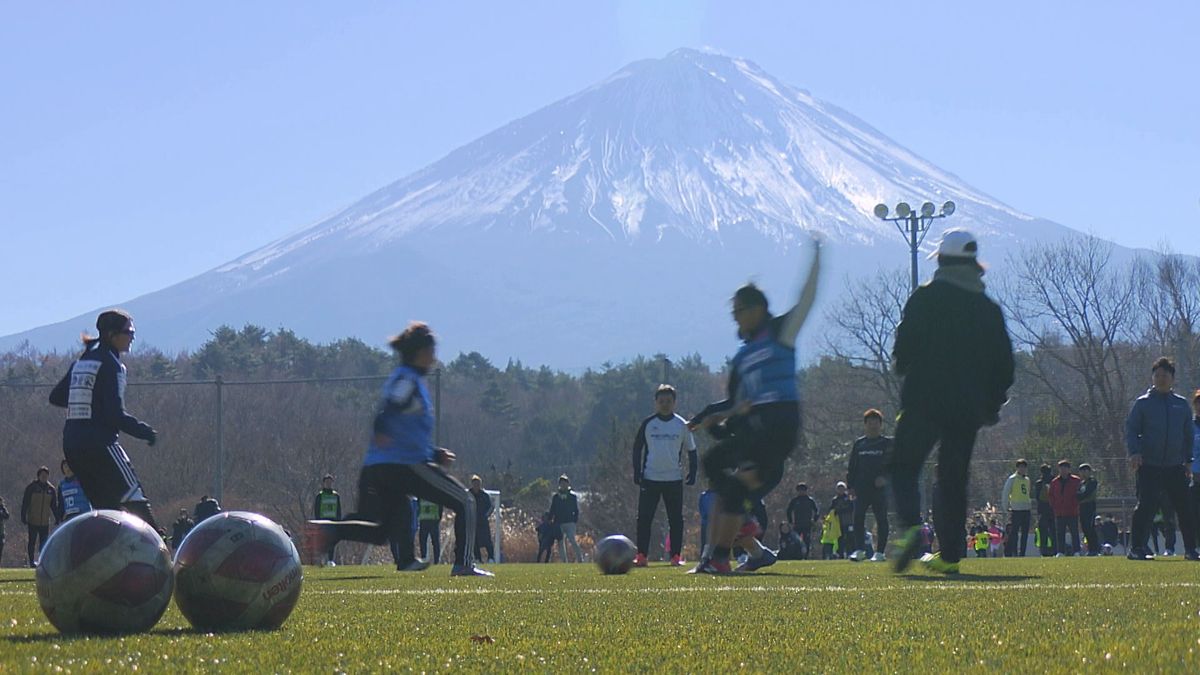 なでしこ2部・FCふじざくら山梨 サポーターを「おもてなし」 躍進誓う