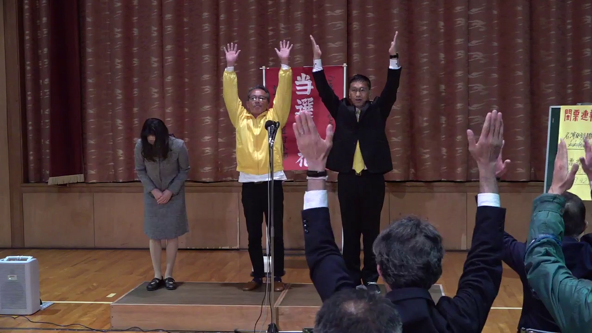 ローラ dmm ビット コイン 乳首を挟みうちにして