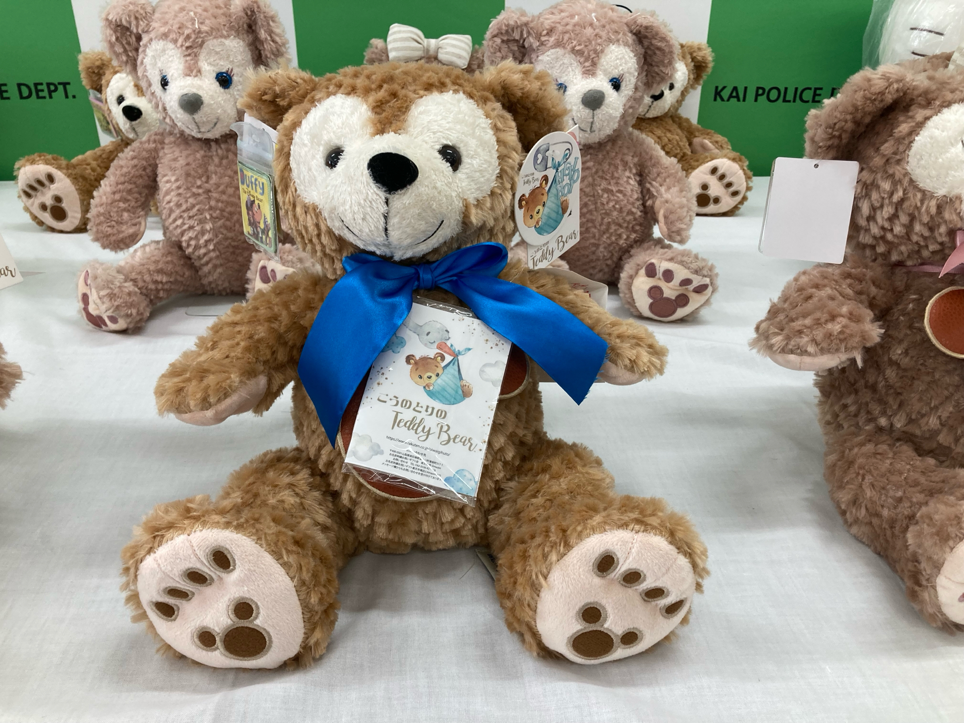 ディズニー社の商標権を侵害か 「ダッフィー」の偽物のぬいぐるみを