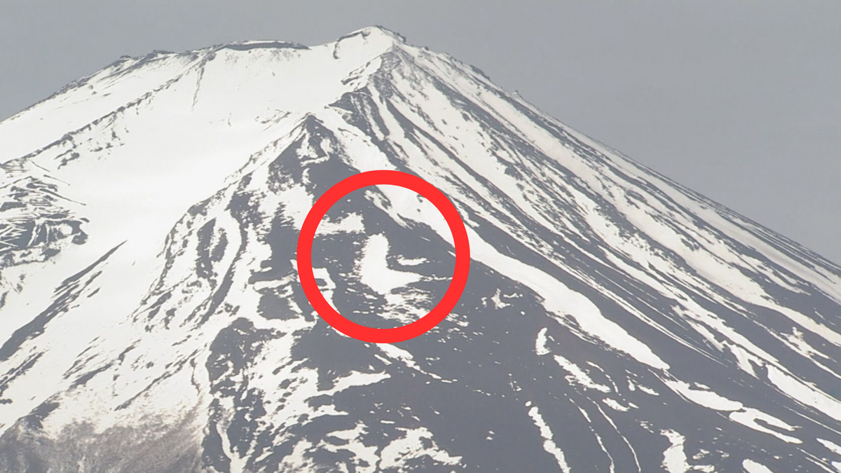 富士山に「農鳥」出現 “田植えの時期を告げる” 例年よりは少し早め 山梨