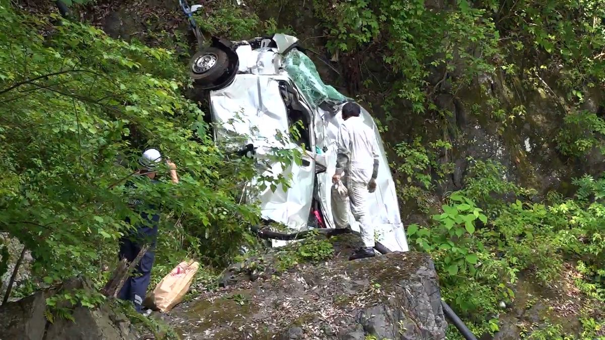 軽乗用車の崖下転落事故 死亡の男女は八王子市の夫婦と確認 道志の国道 山梨県