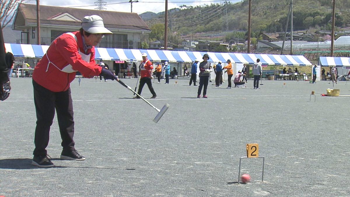 はつらつとプレーを楽しむ