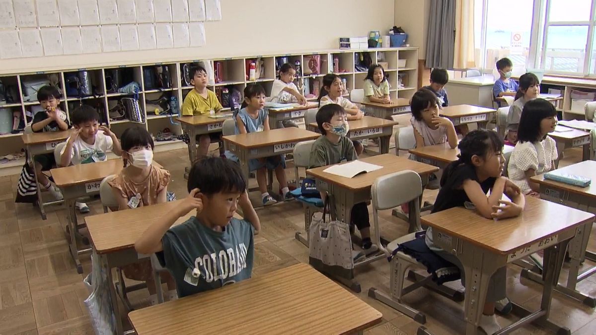 さあ2学期！多くの公立小中学校で始業式 夏休みの思い出振り返る 台風で延期も 山梨県