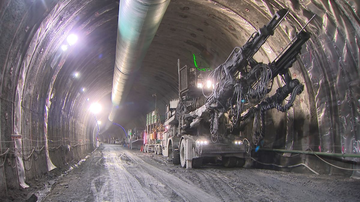 中央道「仮称・新小仏トンネル」工事の内部が初公開 渋滞緩和策として掘削進む