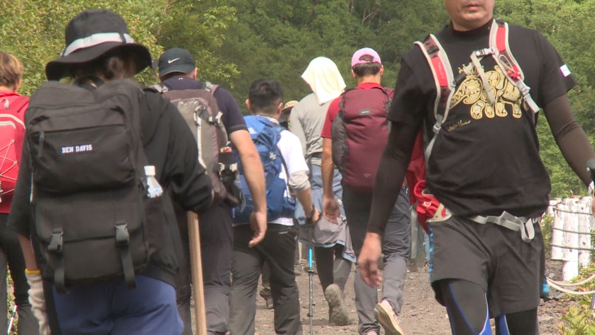 富士山5合目にゲート 通行料義務化も 知事が富士山弾丸登山などの対策骨子案発表 山梨県