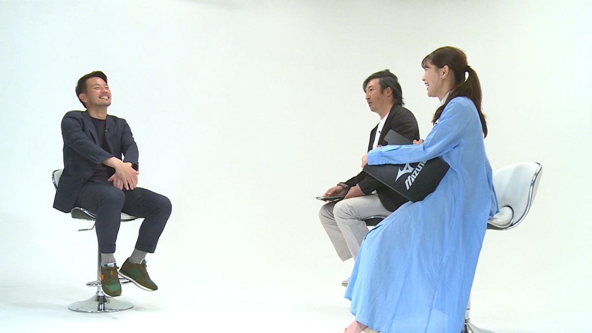 堀井氏と森田アナがインタビュー