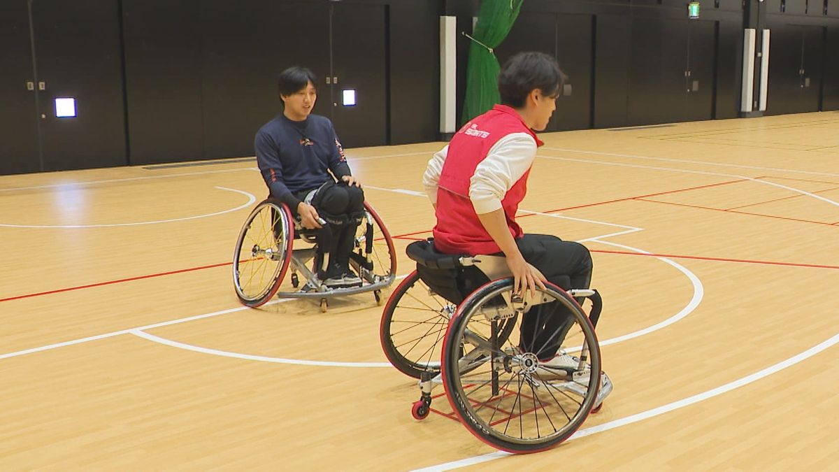 動きの基礎を学ぶ