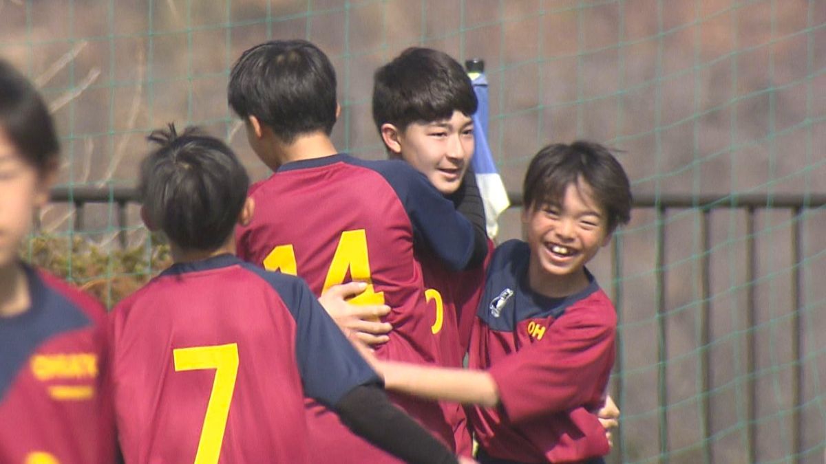 大里スポ少・ヴァンフォーレ甲府など4強決定 6年生にとって小学校最後のサッカー県大会 山梨