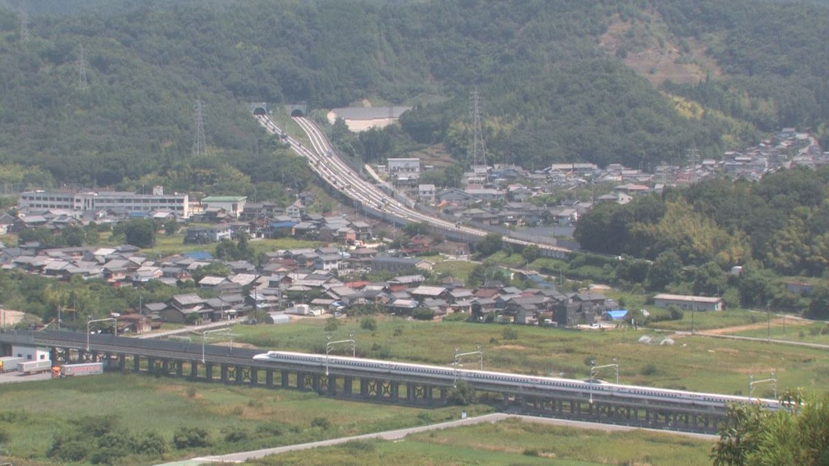 【速報】近畿各地でお盆の高速道路が渋滞　名神・上りは京都付近で18キロ　京滋バイパスでも14キロ（13日午前11時半現在）